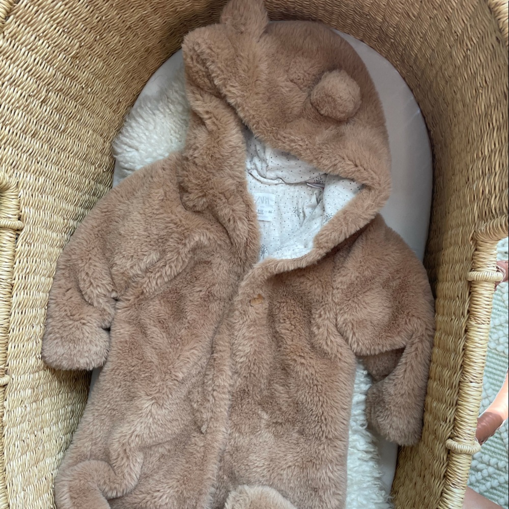 Zara baby fur suit 9-12 months